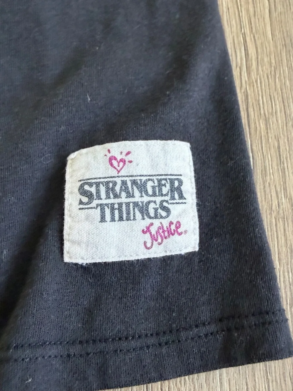 Stranger Things x Justice Girls Top l M